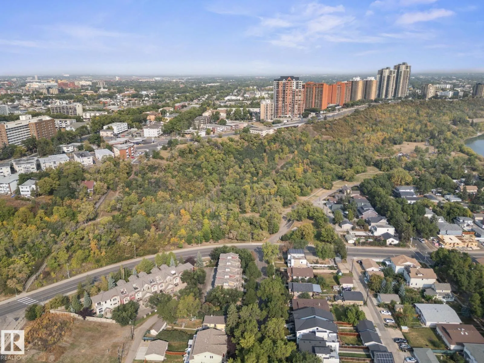 #6 10240 90 ST NW
