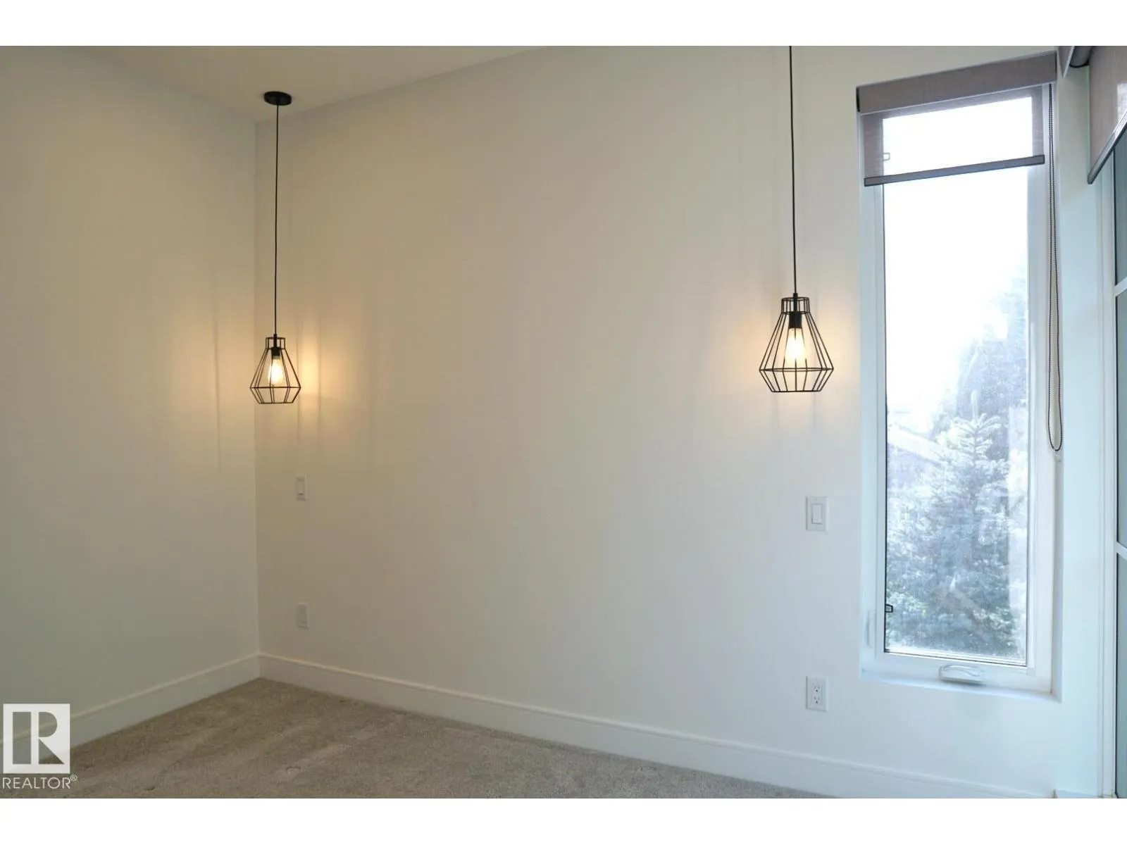 7553 81 AV NW