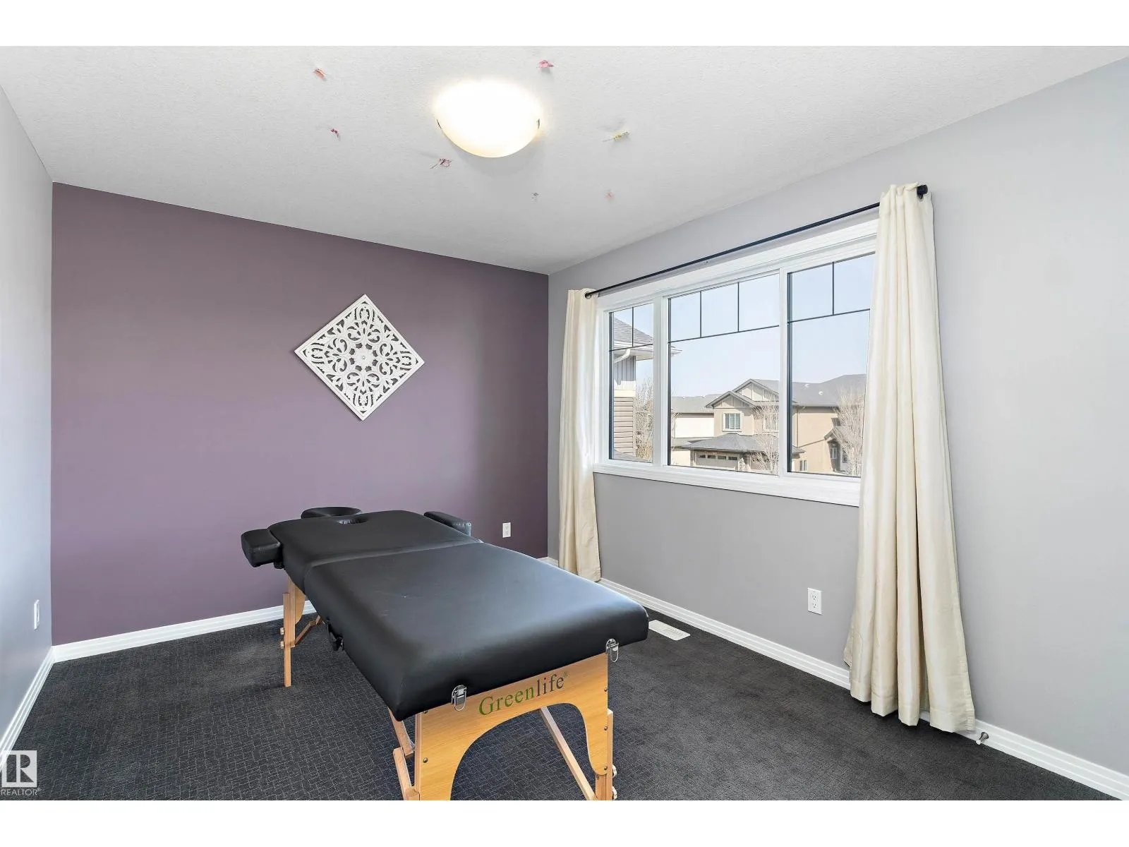 1325 ADAMSON DR SW