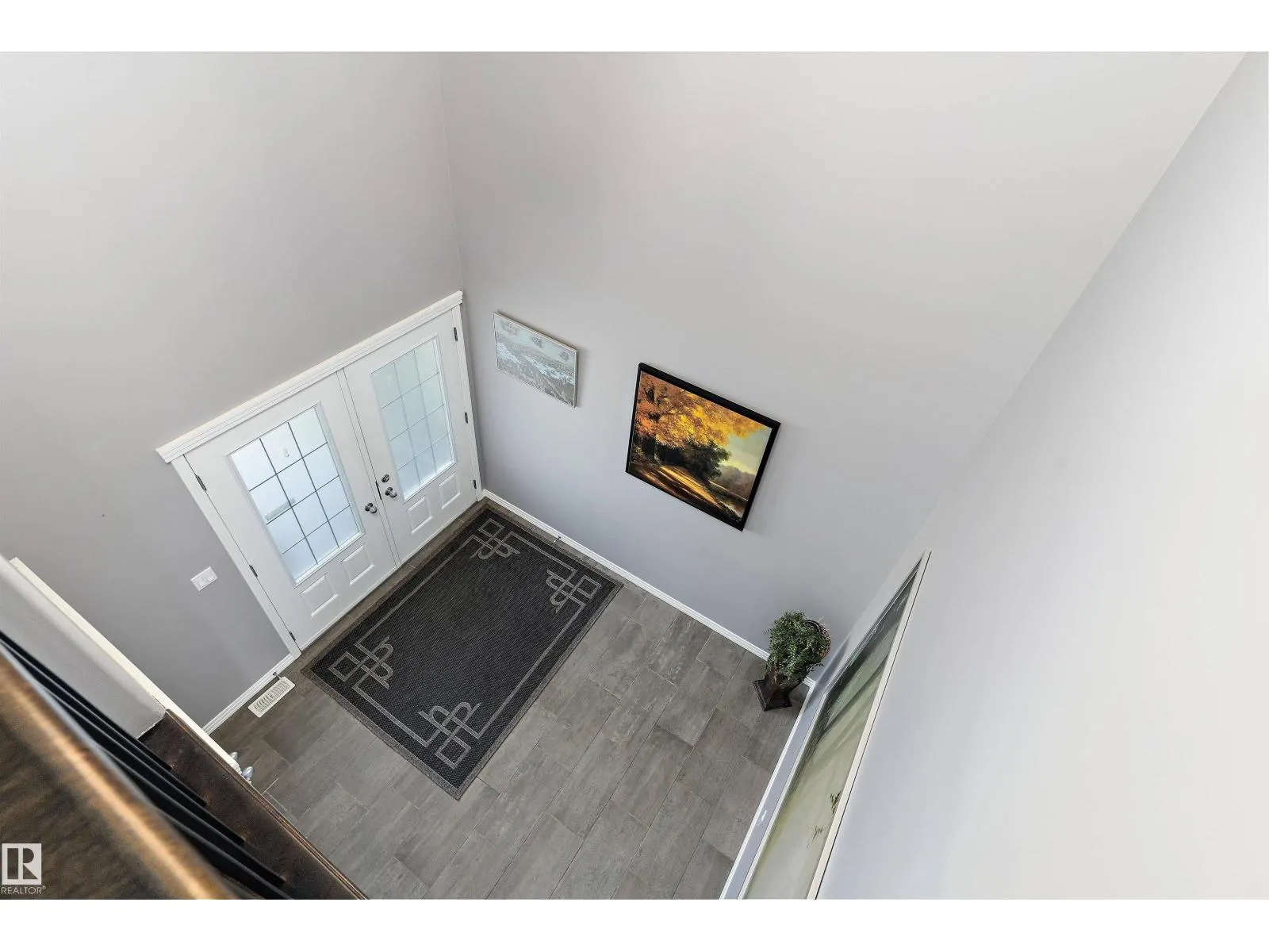 1325 ADAMSON DR SW