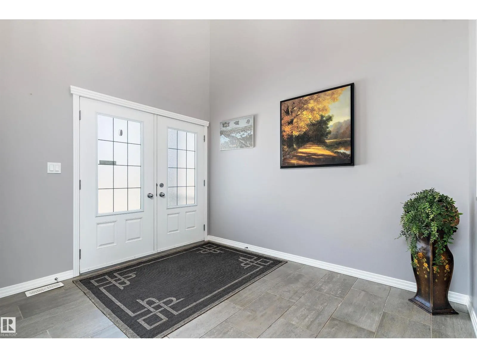 1325 ADAMSON DR SW