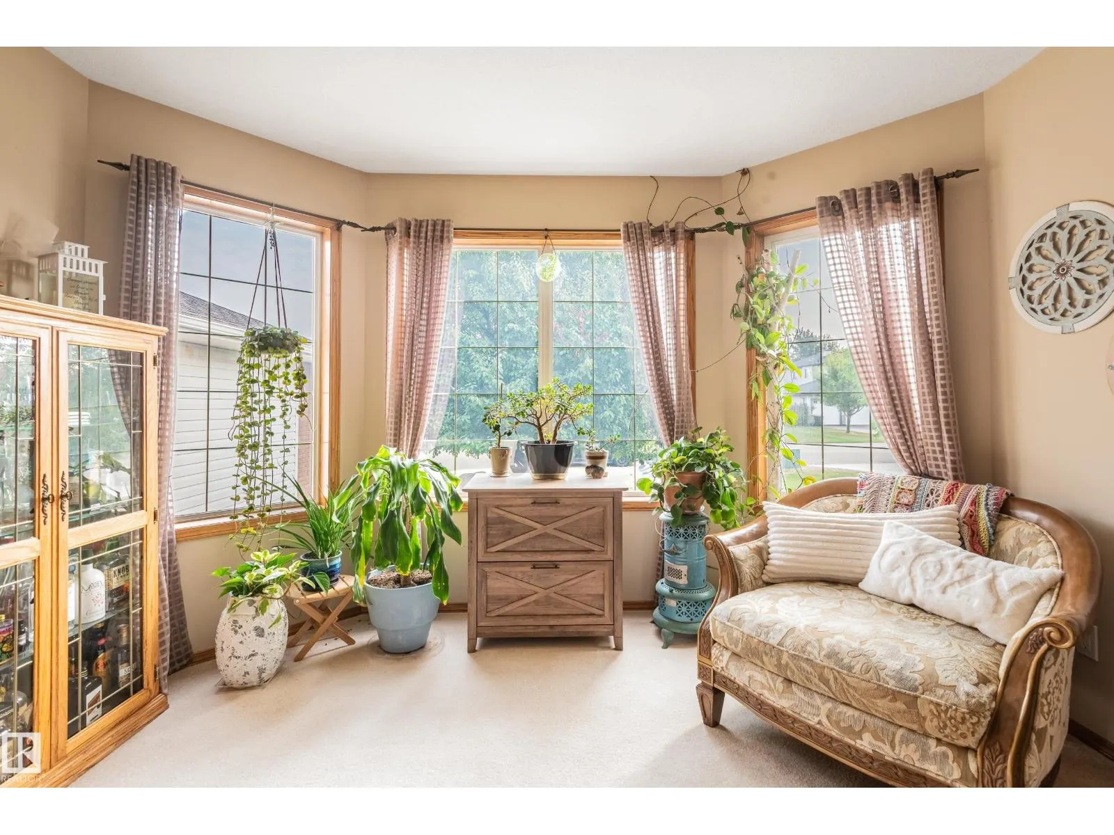 4 BRIARWOOD WY