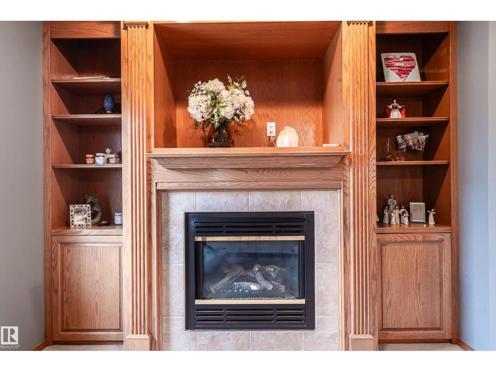 4 BRIARWOOD WY