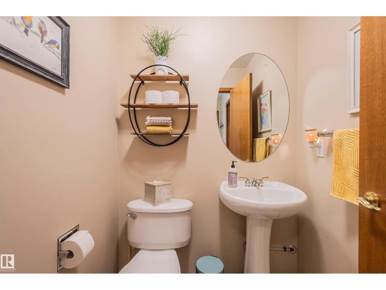4 BRIARWOOD WY