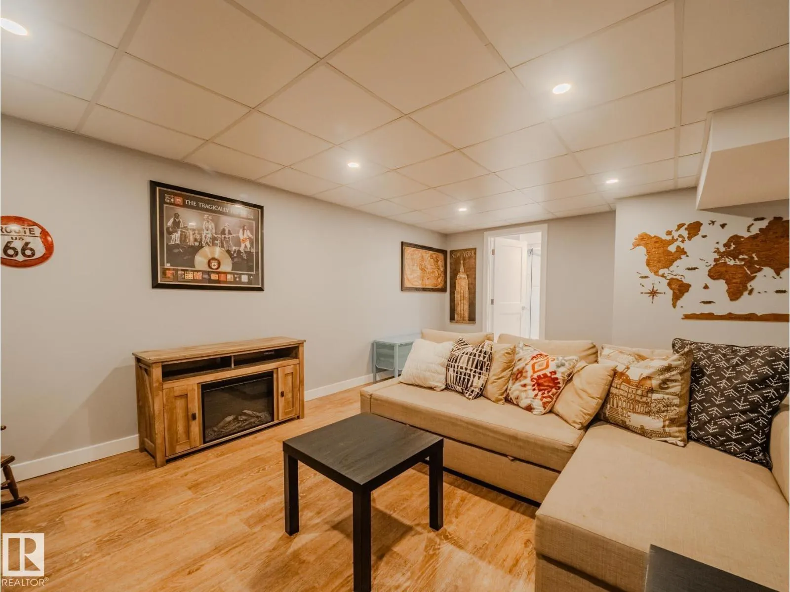 26 SUNNYSIDE CR