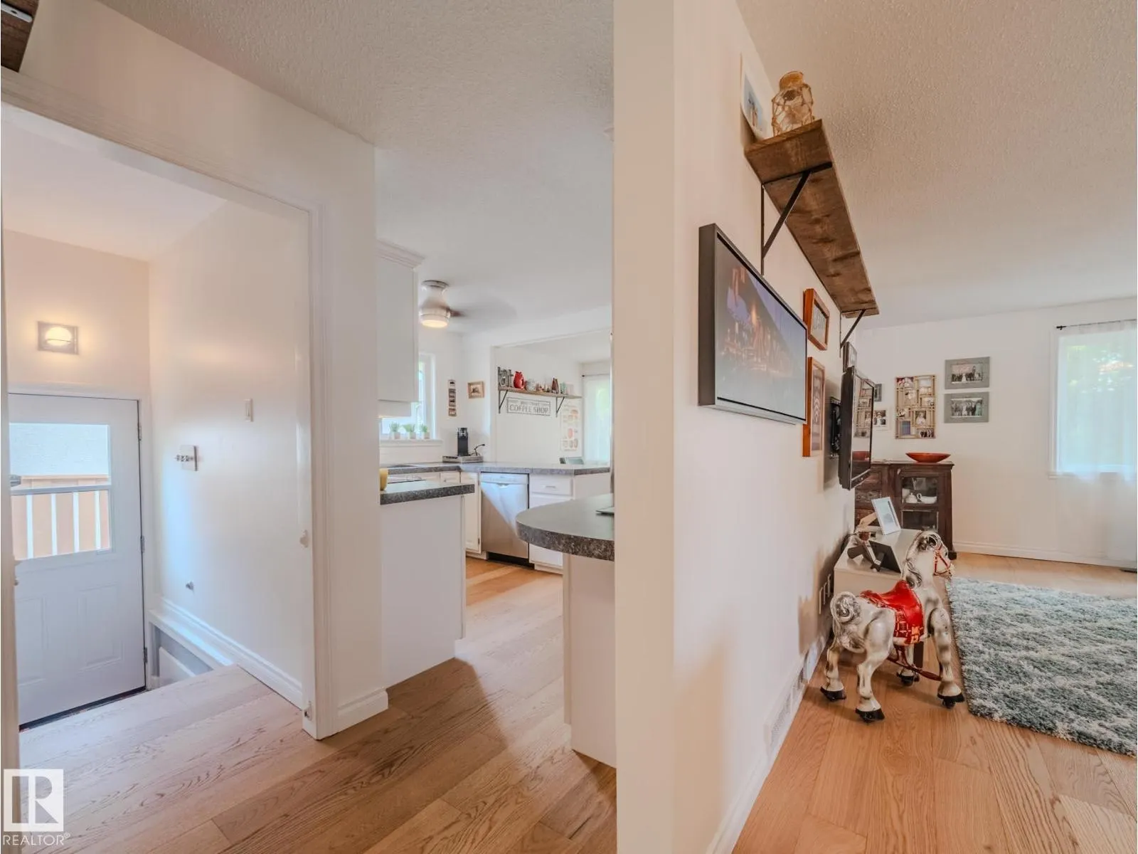 26 SUNNYSIDE CR