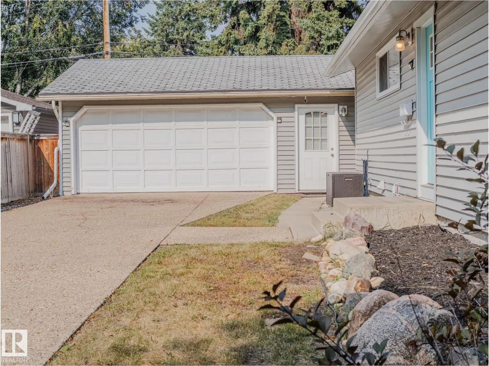 26 SUNNYSIDE CR