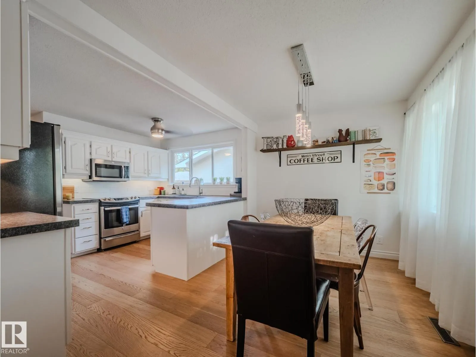 26 SUNNYSIDE CR