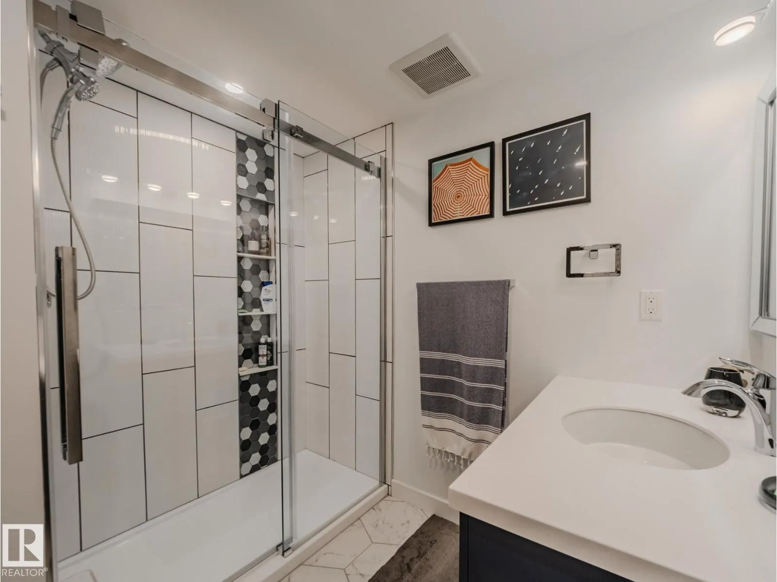 26 SUNNYSIDE CR