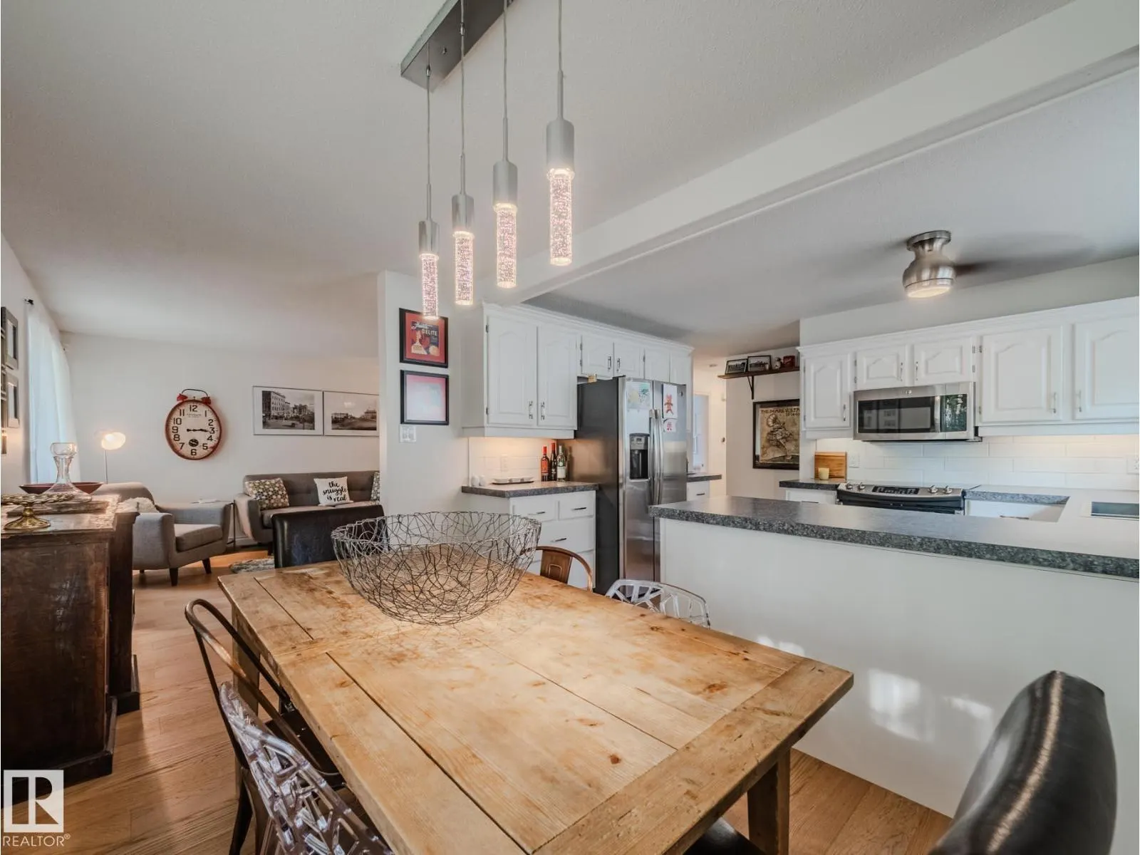 26 SUNNYSIDE CR