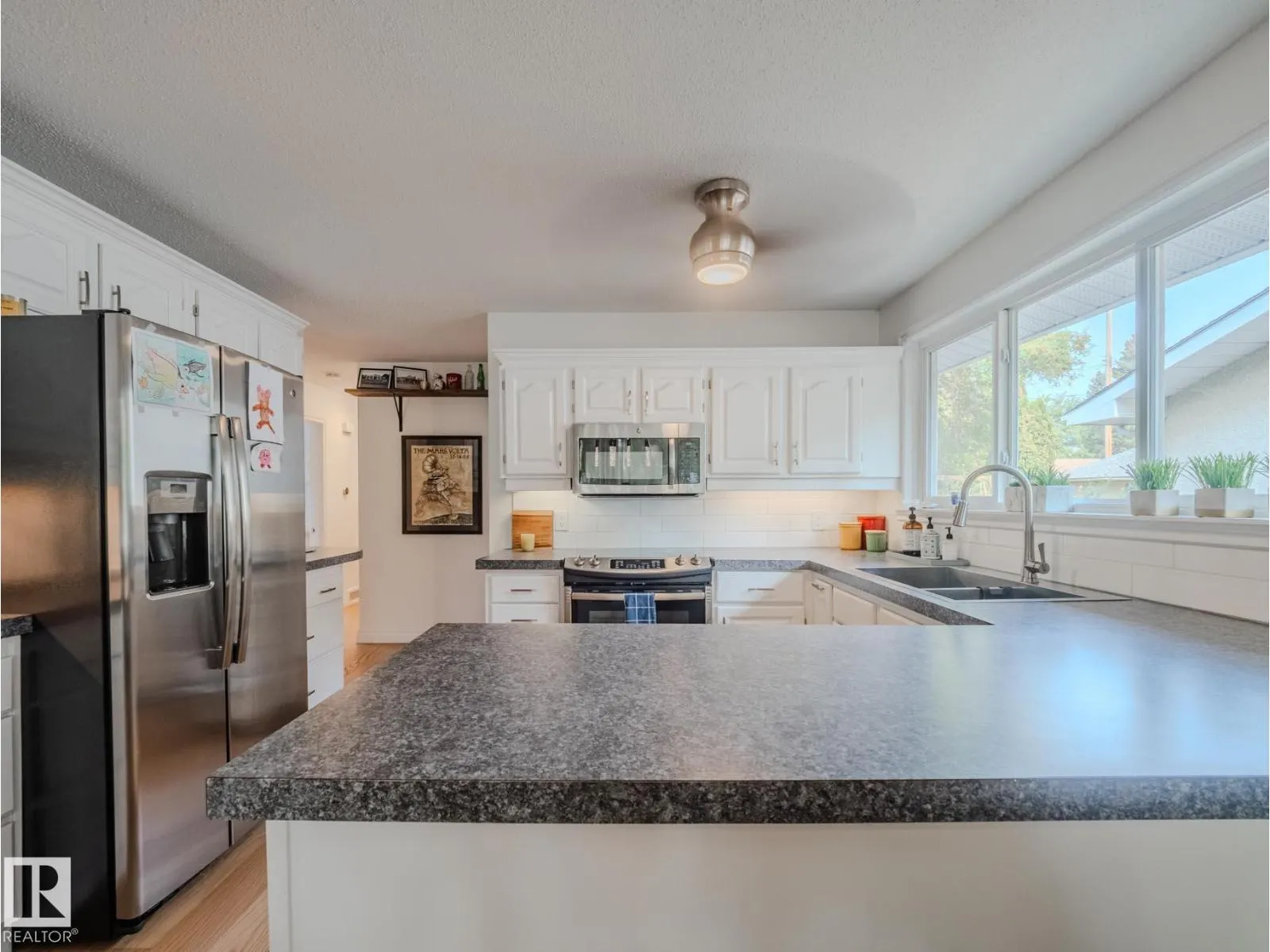 26 SUNNYSIDE CR