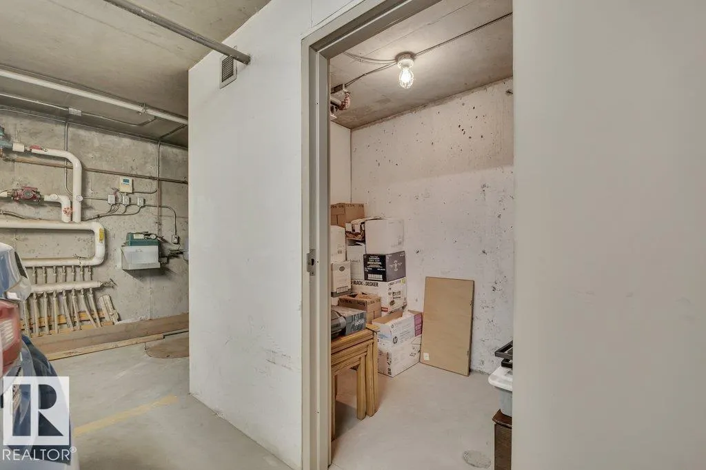 #110 11808 22 AV SW