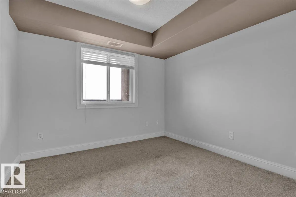 #404 14604 125 ST NW