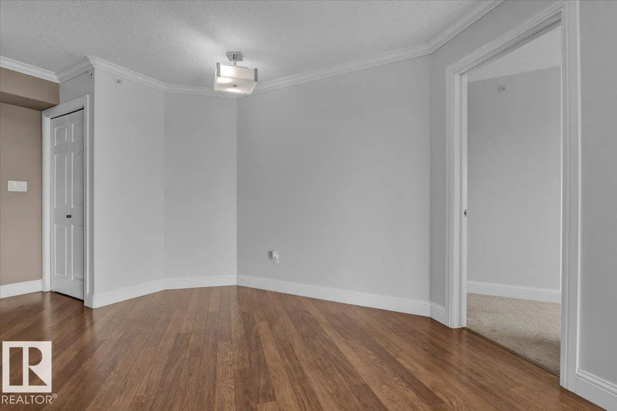 #404 14604 125 ST NW