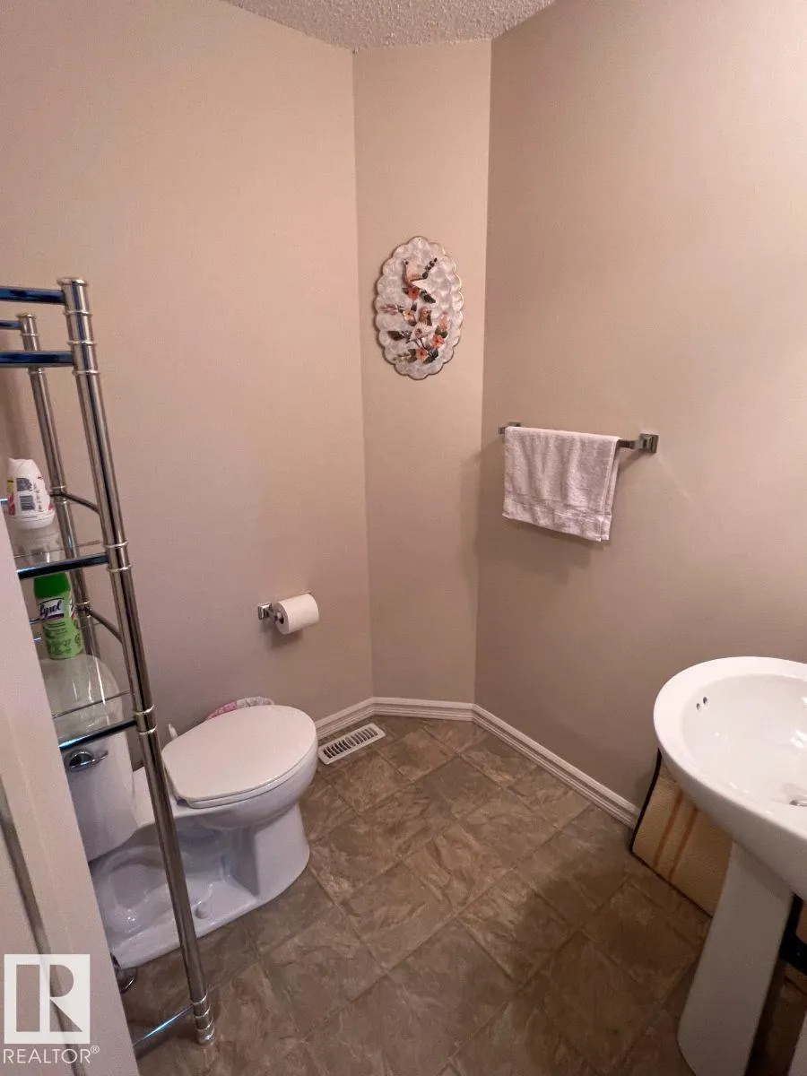 20707 56 AV NW