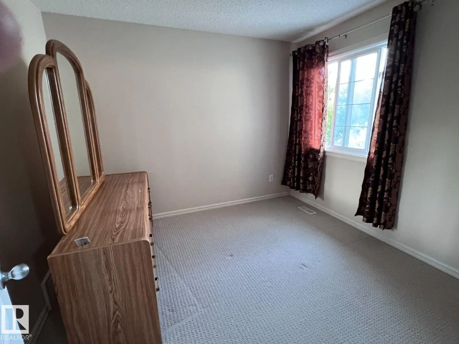 20707 56 AV NW