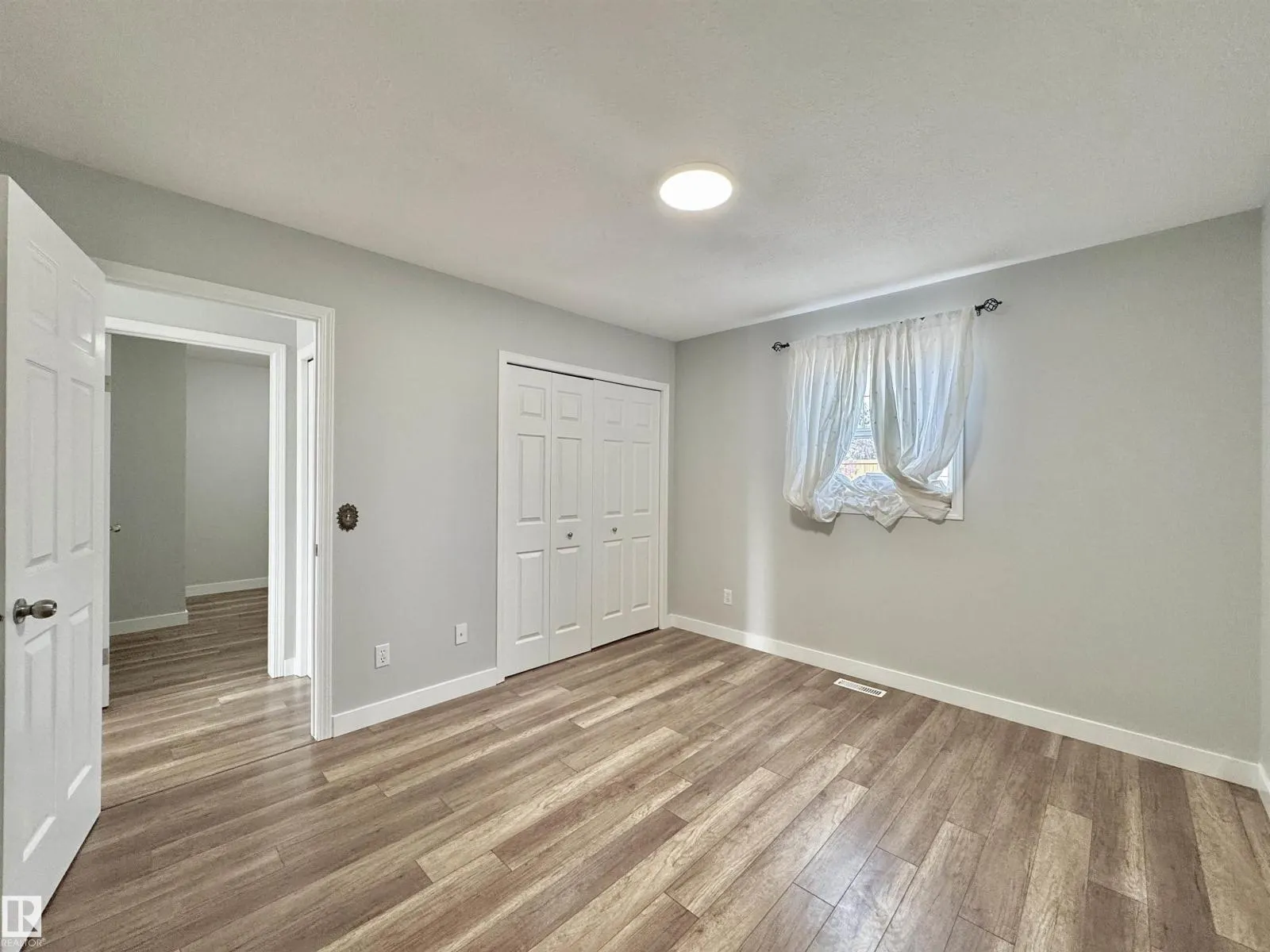 70 HEATHERGLEN CR