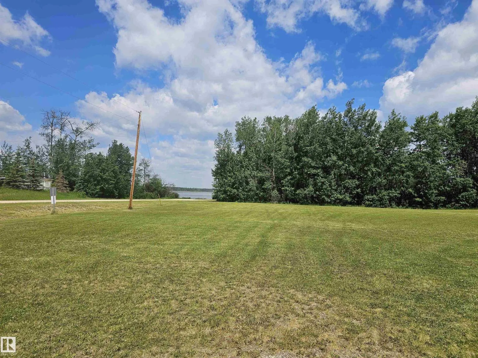 82 4418 HWY 633
