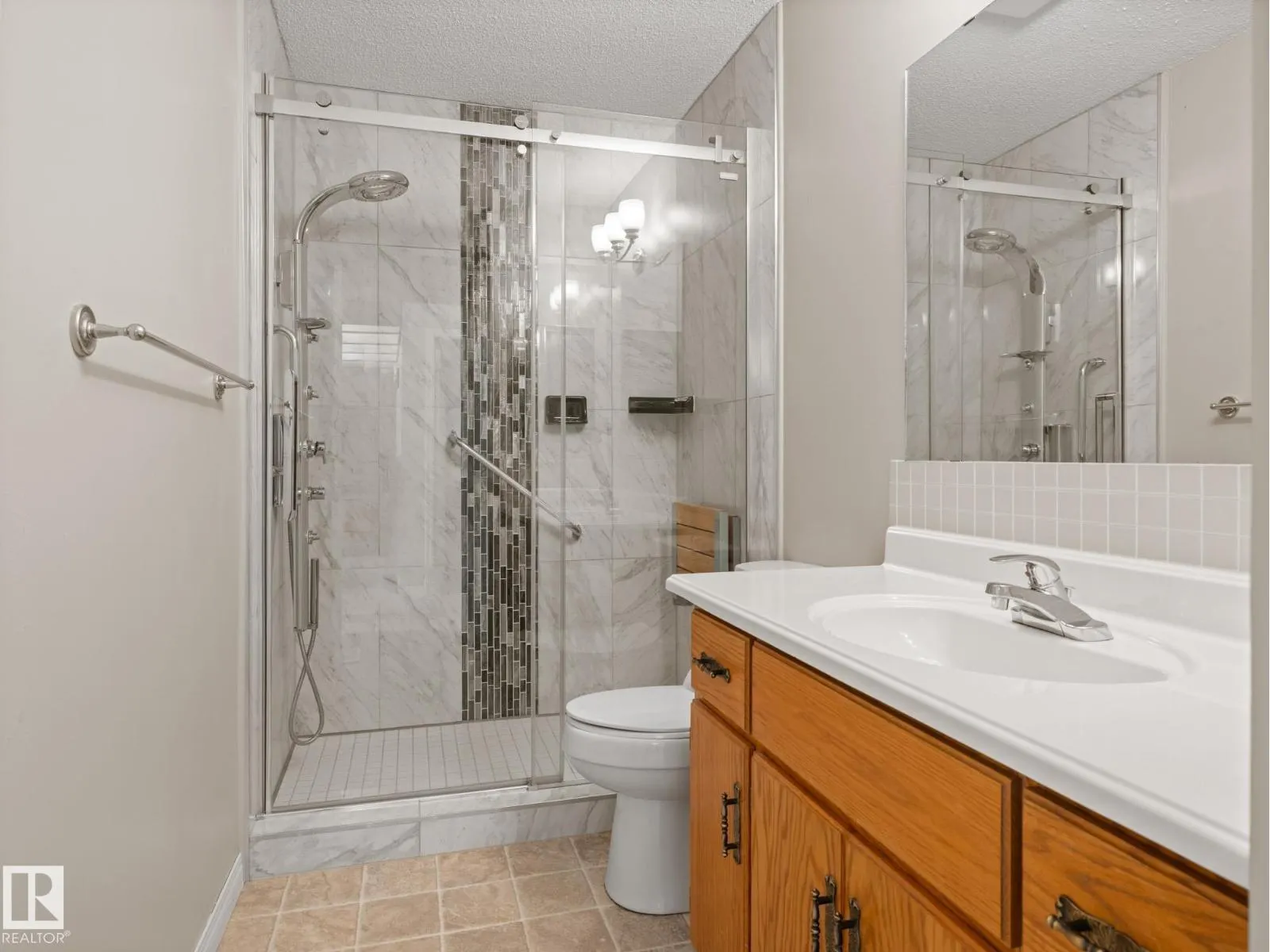 7520 137A AV NW
