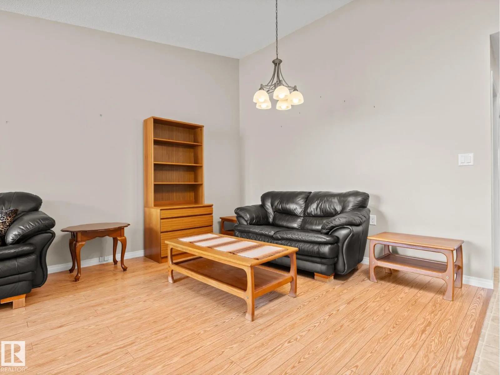 7520 137A AV NW