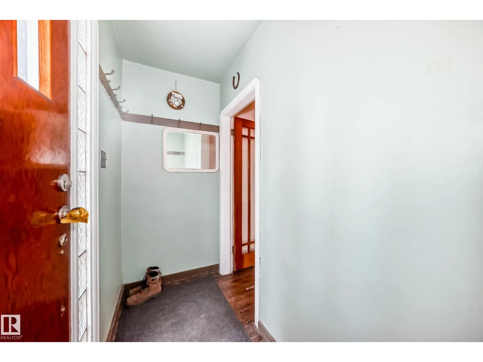 11233 95 ST NW