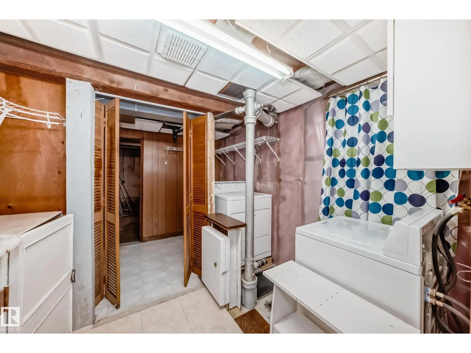 11233 95 ST NW