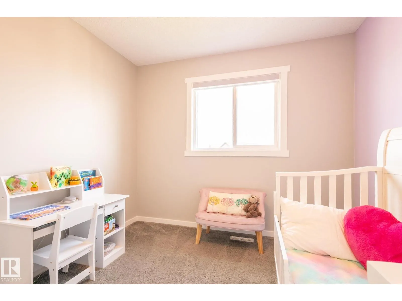 2294 GLENRIDDING BV SW