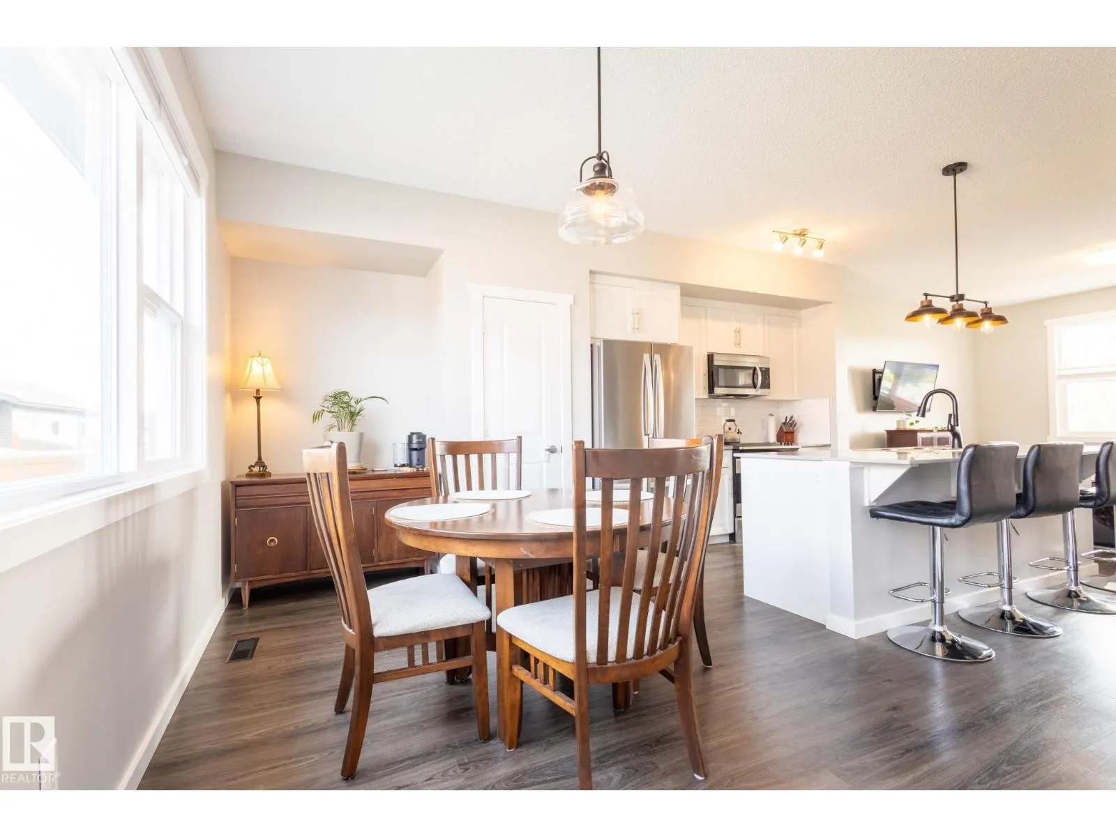 2294 GLENRIDDING BV SW