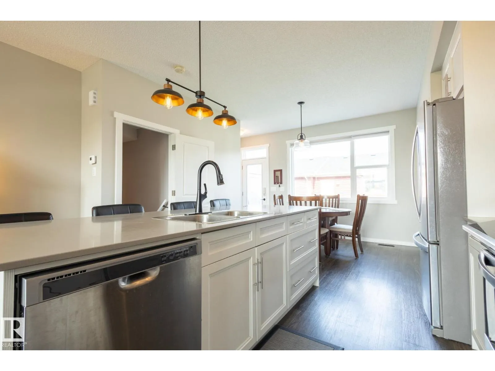 2294 GLENRIDDING BV SW
