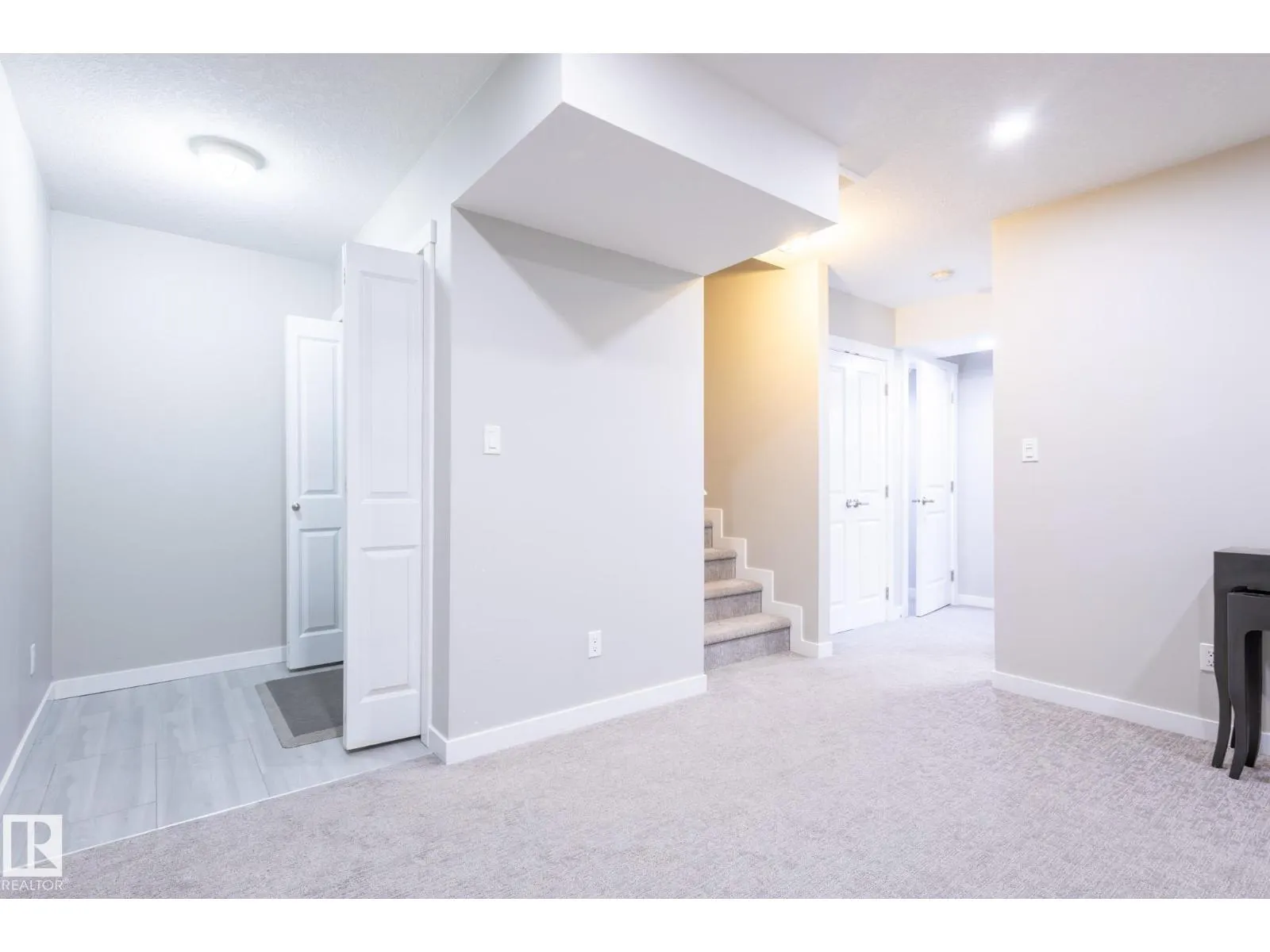 2294 GLENRIDDING BV SW