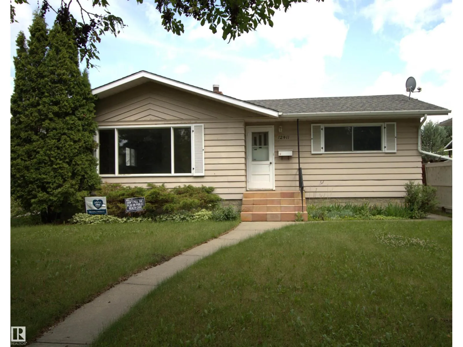 12411 89 ST NW