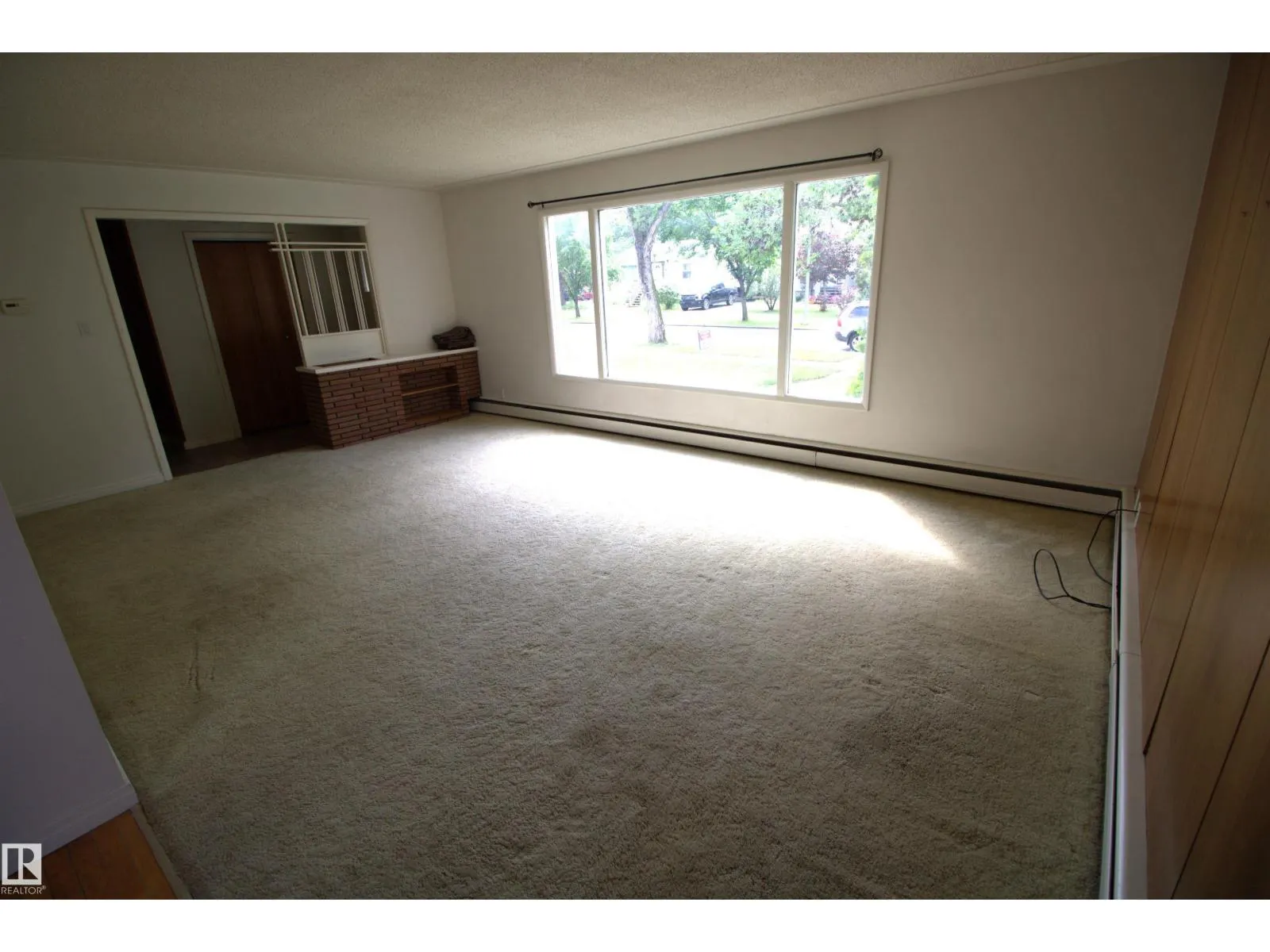 12411 89 ST NW