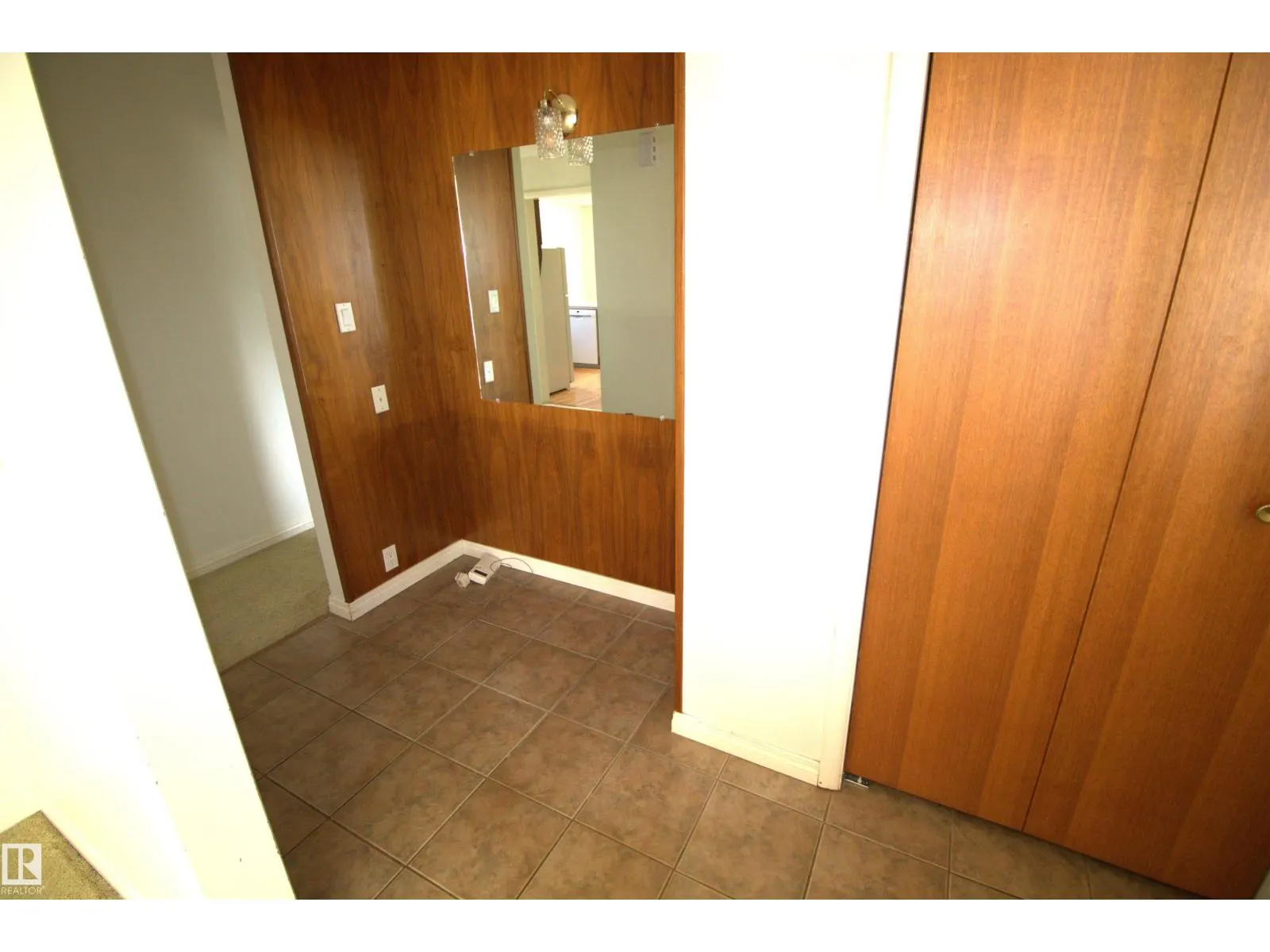 12411 89 ST NW
