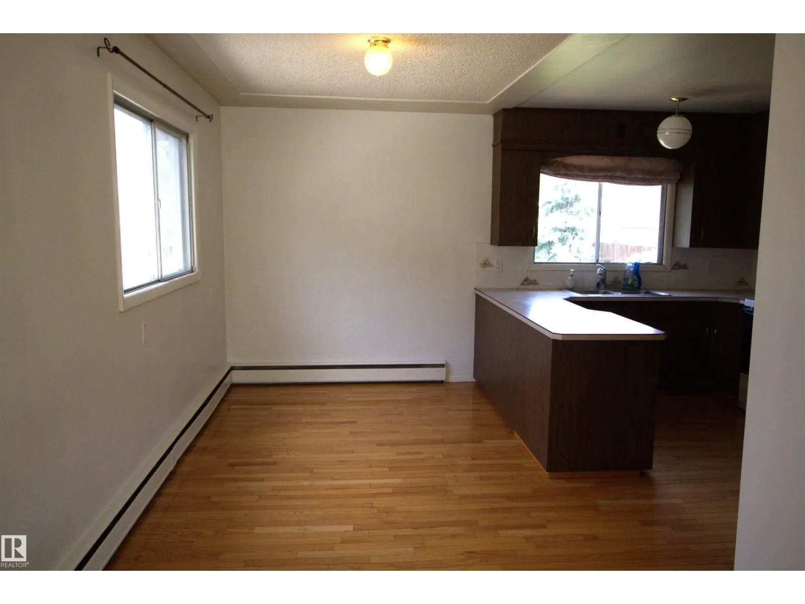 12411 89 ST NW