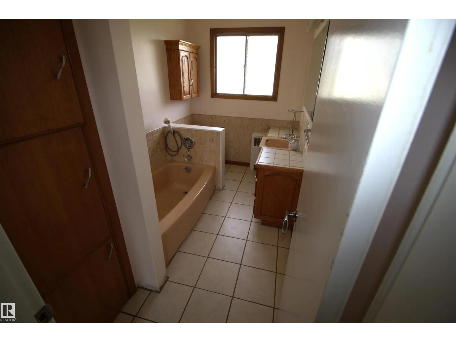 12411 89 ST NW