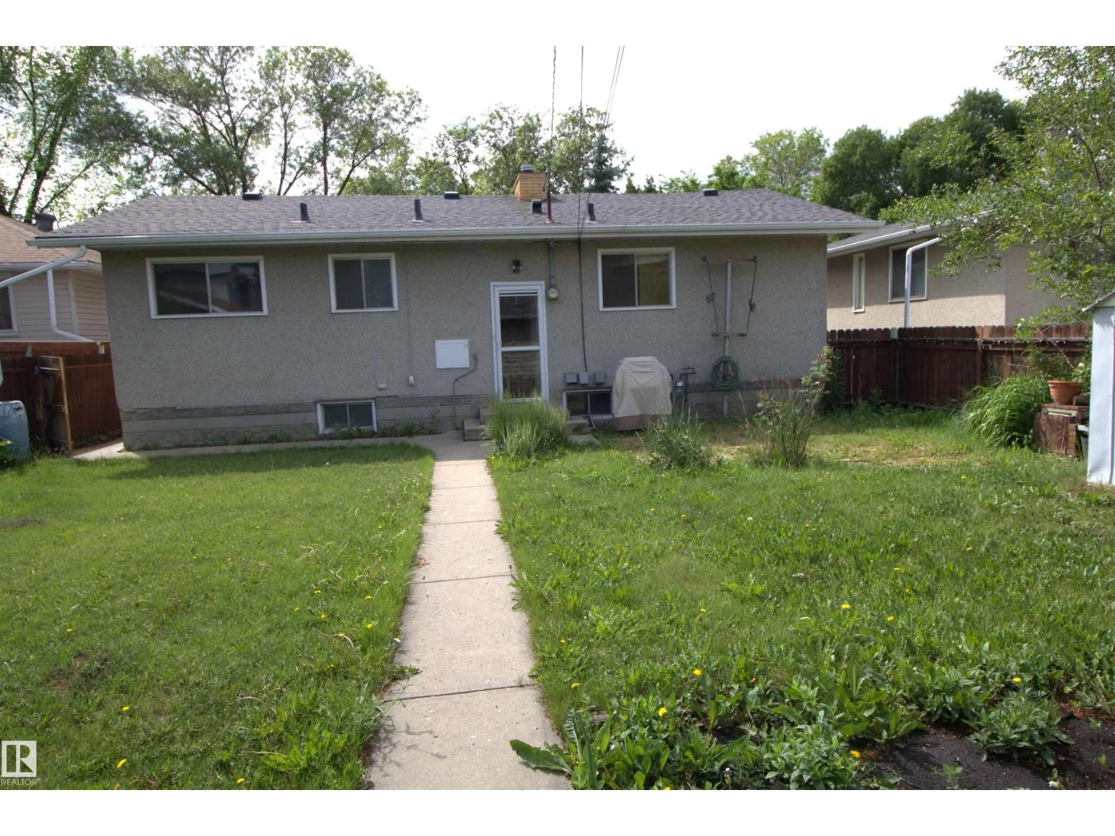 12411 89 ST NW