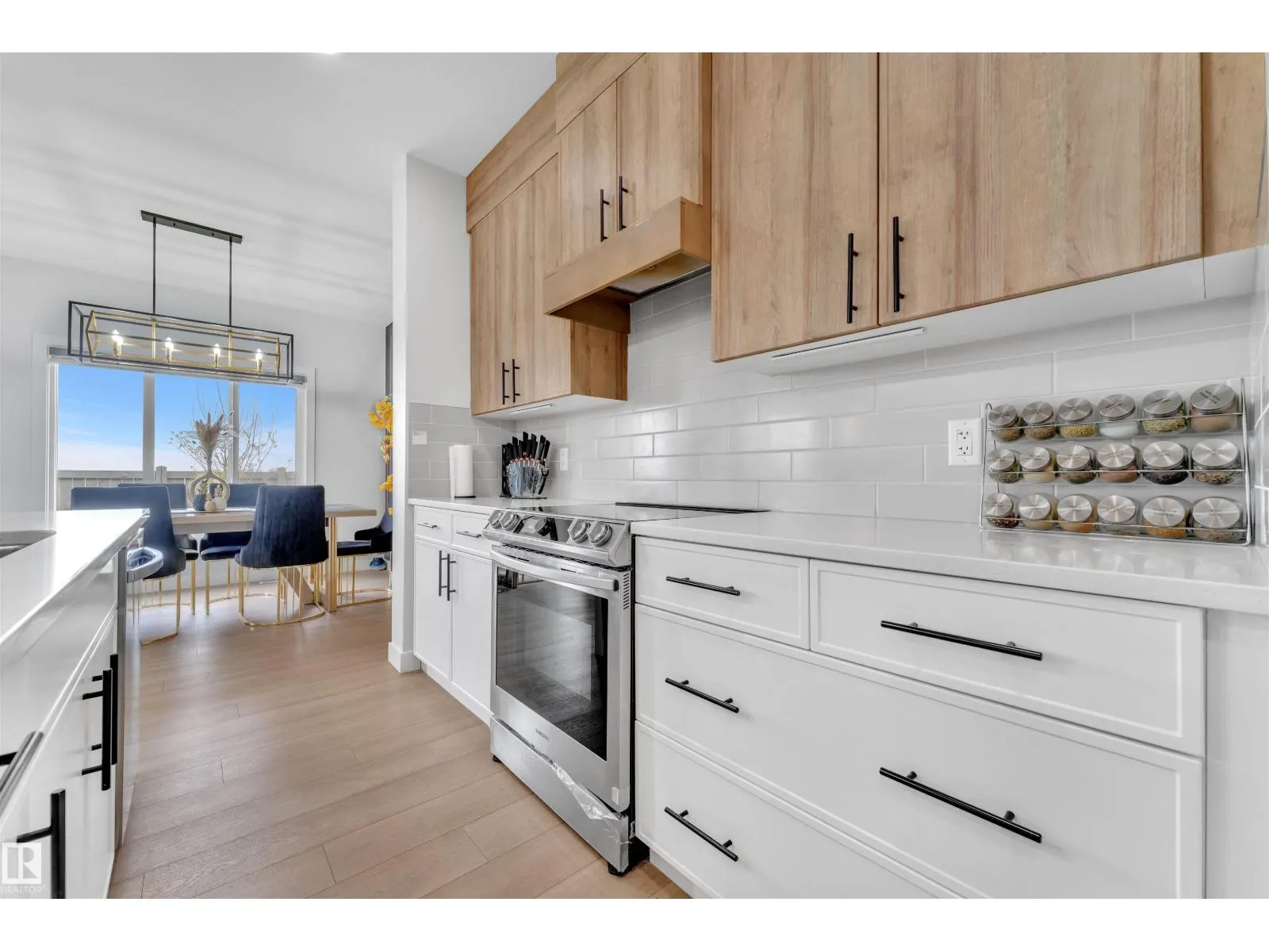 16236 31 AV SW