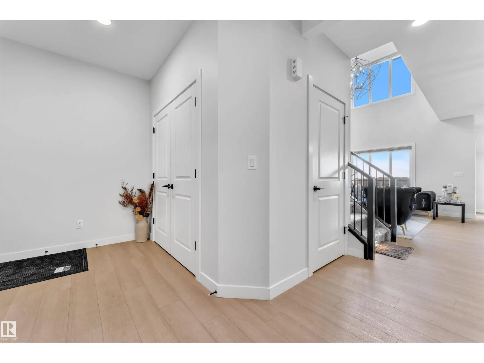 16236 31 AV SW