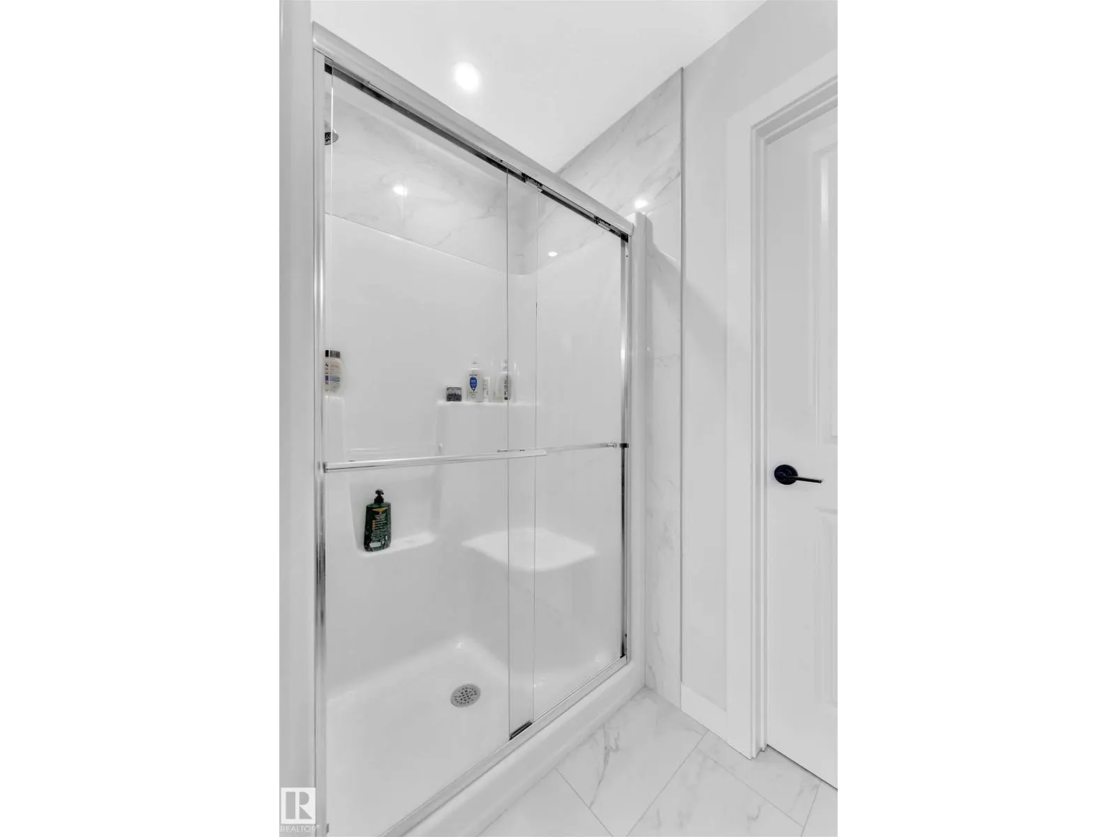 16236 31 AV SW