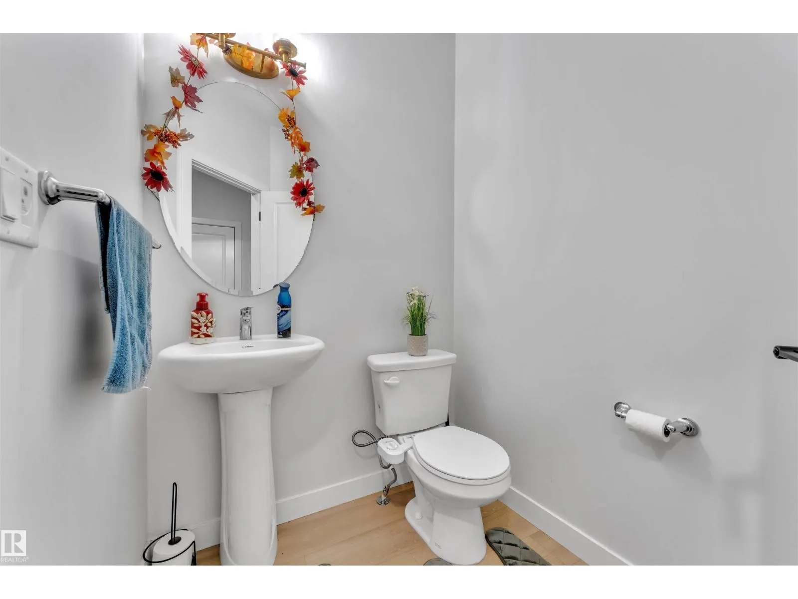 16236 31 AV SW