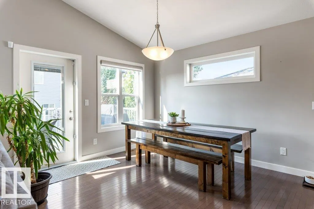 8406 94 ST