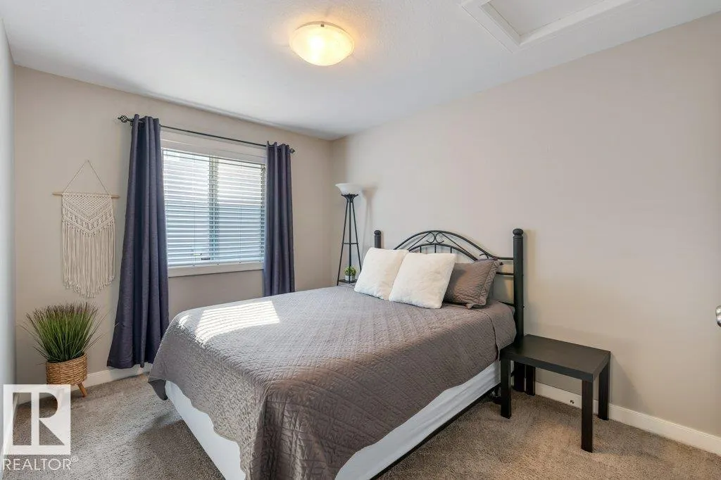 8406 94 ST