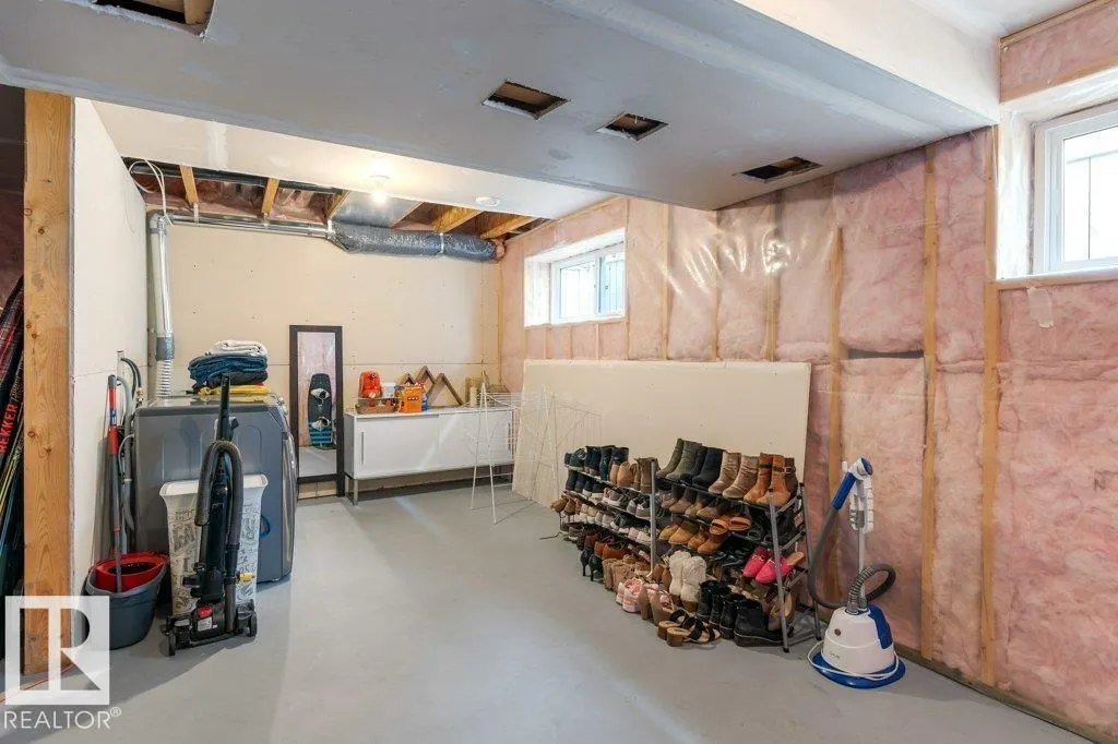 8406 94 ST