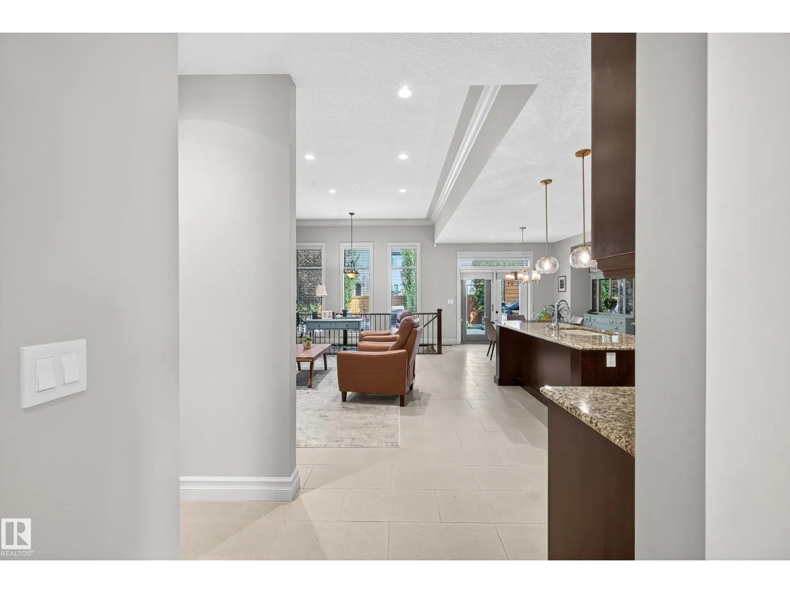 18 NEWTON PL