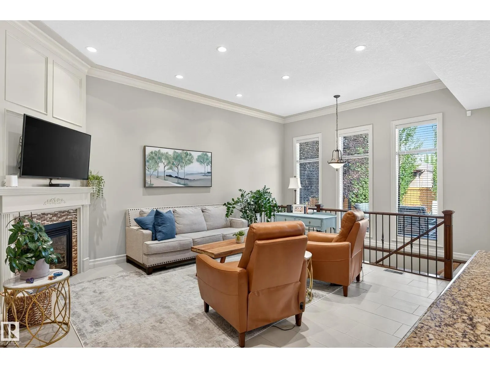 18 NEWTON PL