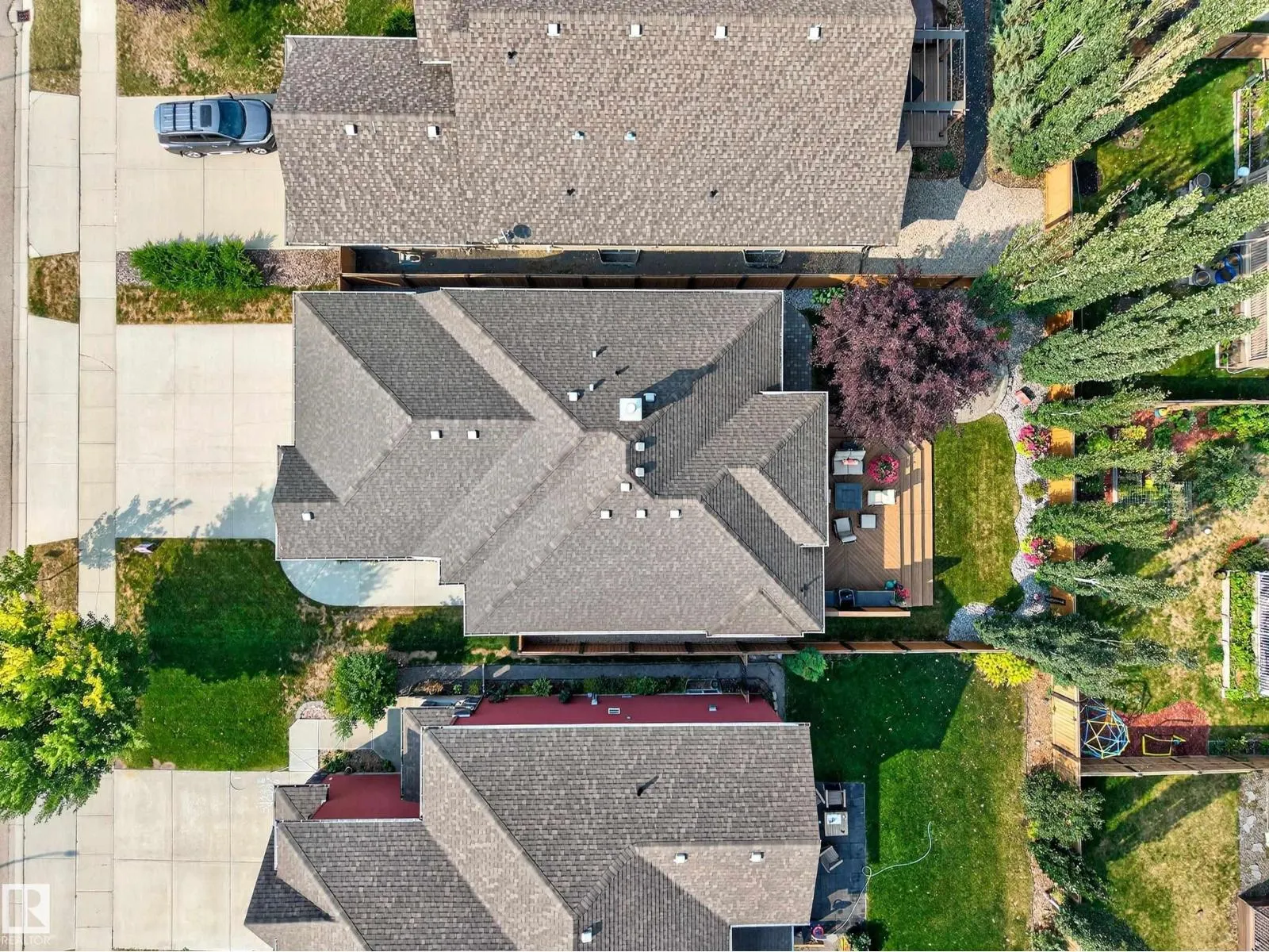 18 NEWTON PL