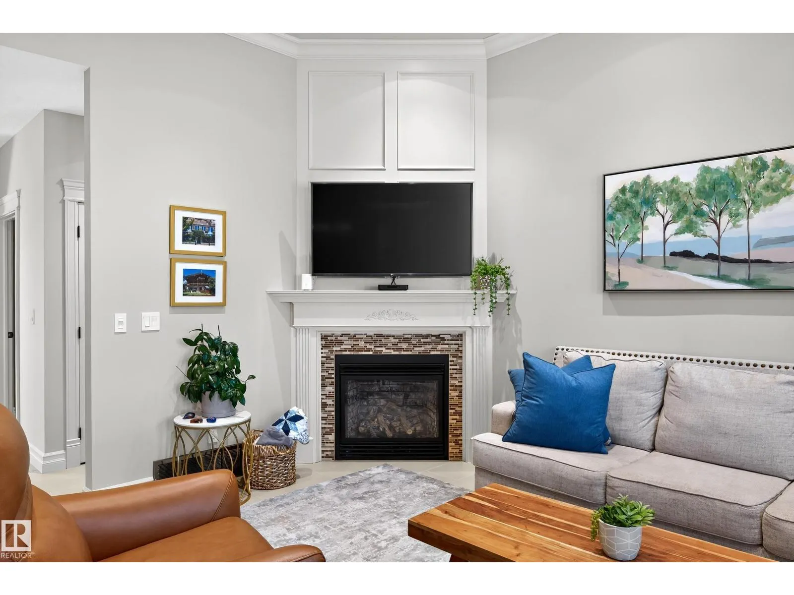 18 NEWTON PL
