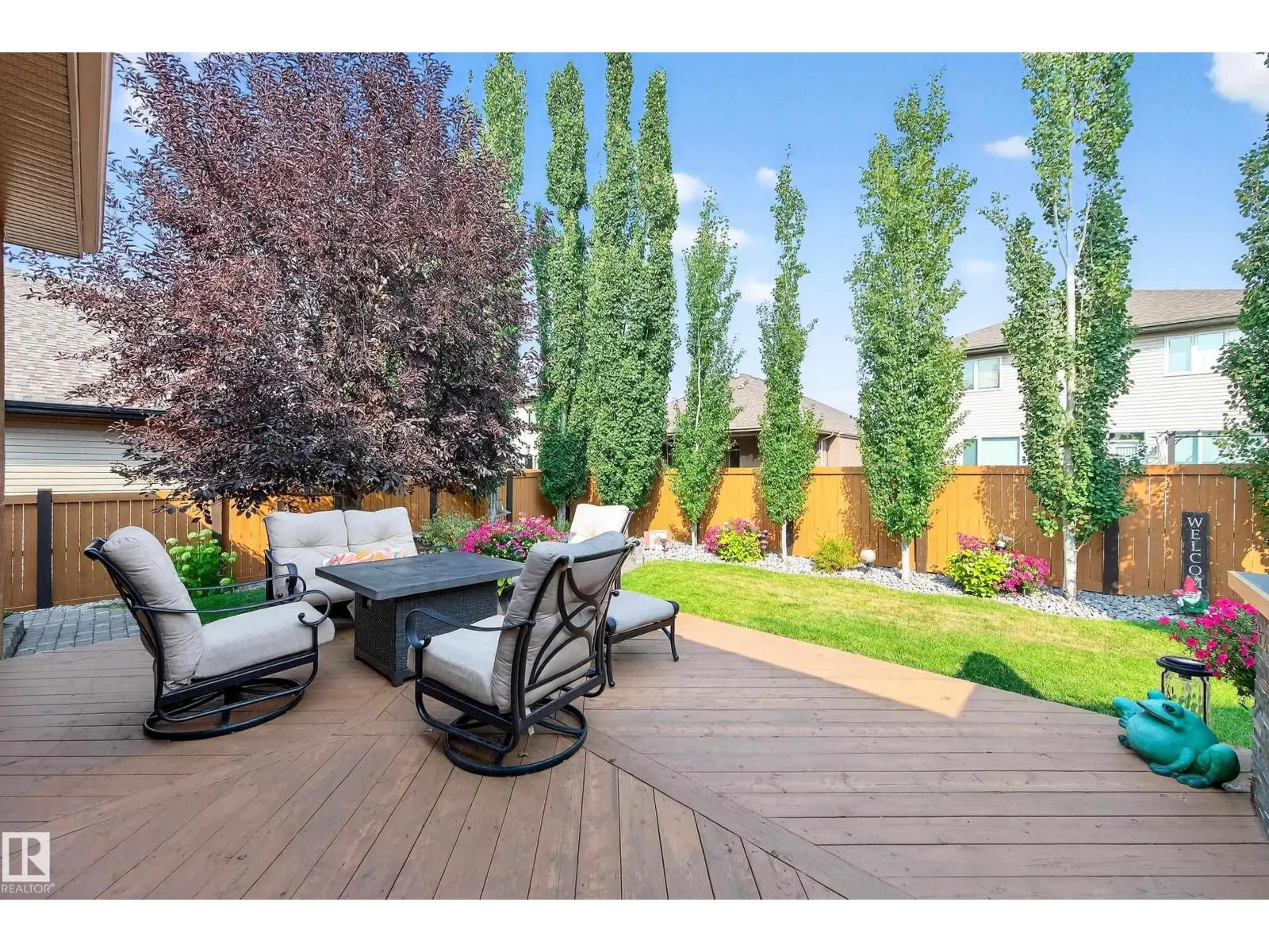 18 NEWTON PL