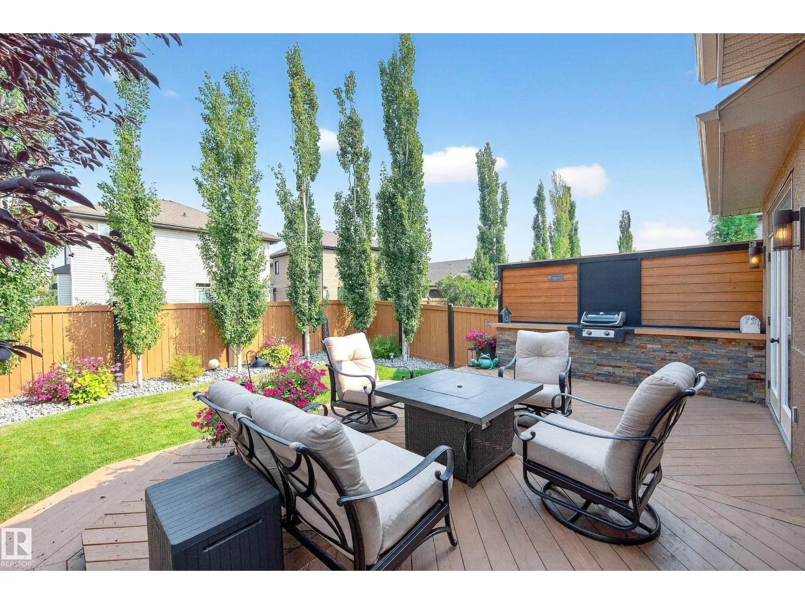 18 NEWTON PL