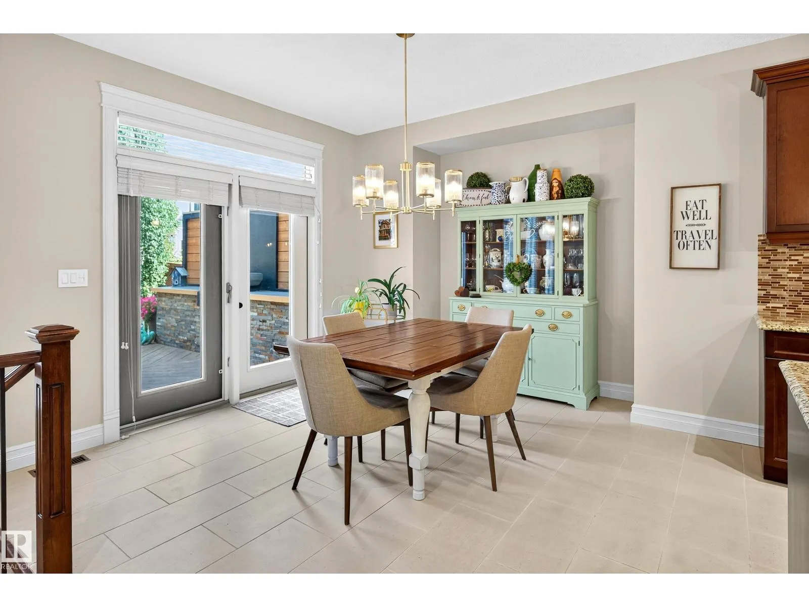18 NEWTON PL
